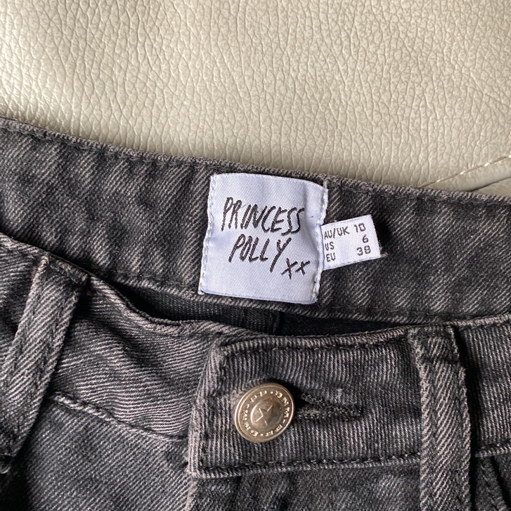 Princess Polly Ripped Black Jeans - Picture 3 of 3